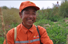 村干部巡線工鄒虎飛