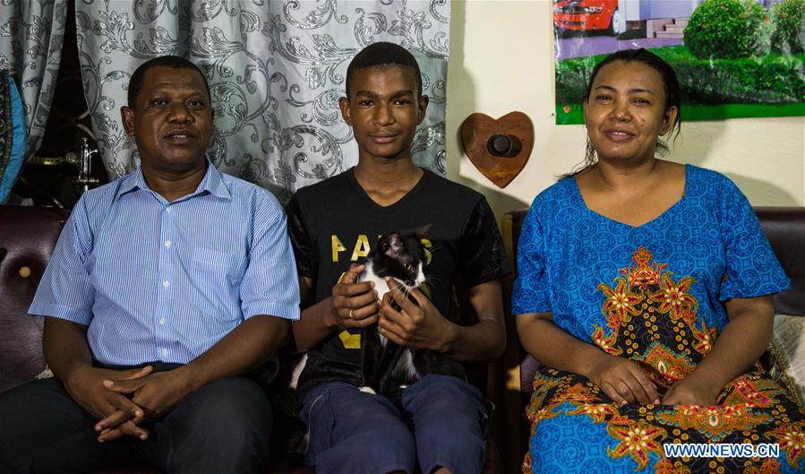 Xinhua Headlines: Hunting down malaria in Comoros -- another China-Africa story