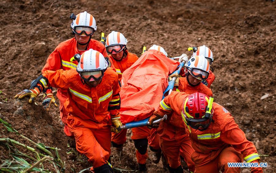 CHINA-GUIZHOU-SHUICHENG-LANDSLIDE-RESCUE WORK (CN)