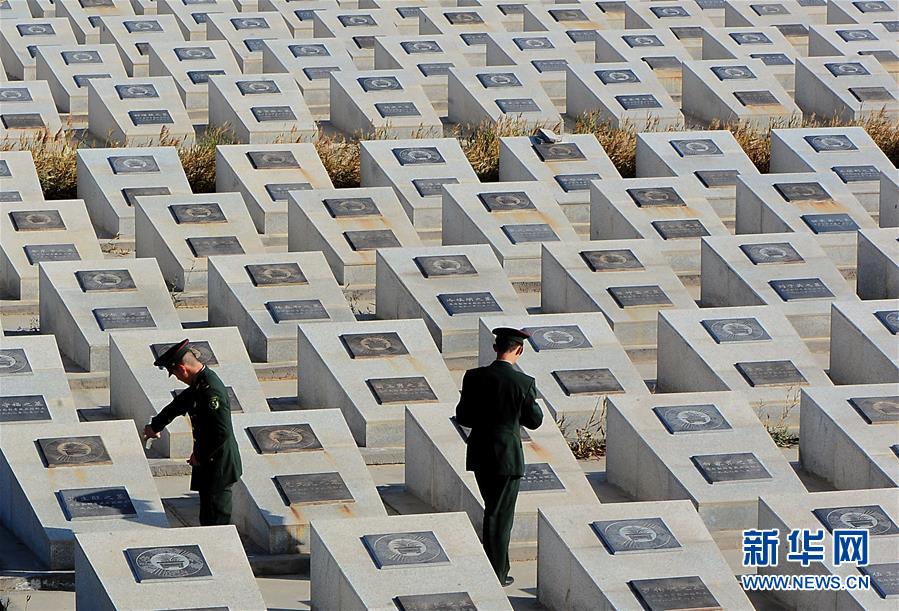 （圖文互動）（7）為了“中國號”巨輪揚帆遠航——中國共產黨領導下的人民軍隊忠于祖國、服務人民啟示錄