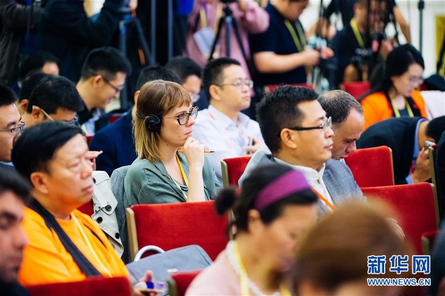 （十九大）（7）我眼中的十九大&mdash;&mdash;新華社外籍記者上會記 