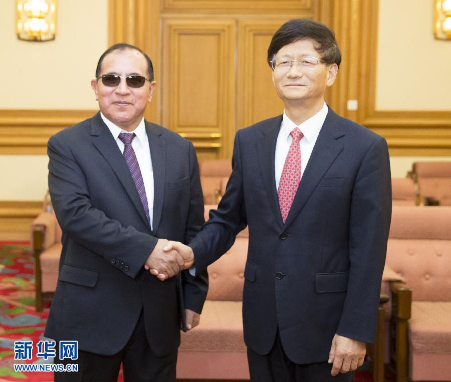 9月5日，中共中央政治局委員、中央政法委書(shū)記孟建柱在北京會(huì)見(jiàn)秘魯最高法院院長(zhǎng)維克托·盧卡斯·蒂科納。 新華社記者 黃敬文 攝 