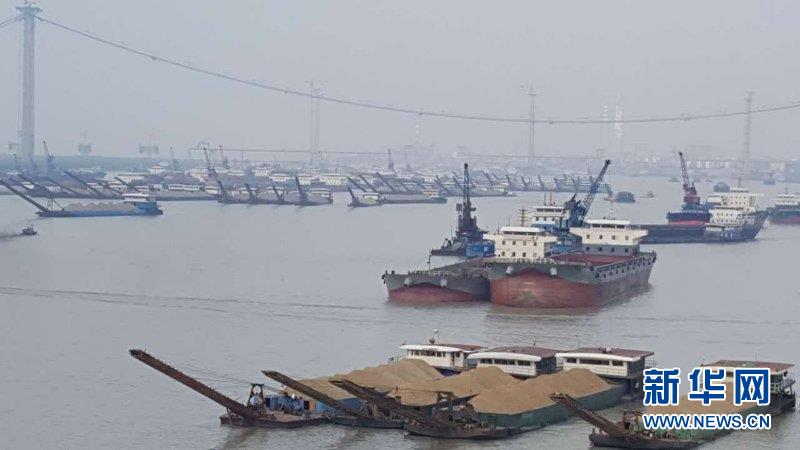 （大江奔流&mdash;&mdash;來自長江經濟帶的報道&middot;圖文互動）（6）登岳陽樓，又見&ldquo;浩浩湯湯&rdquo;