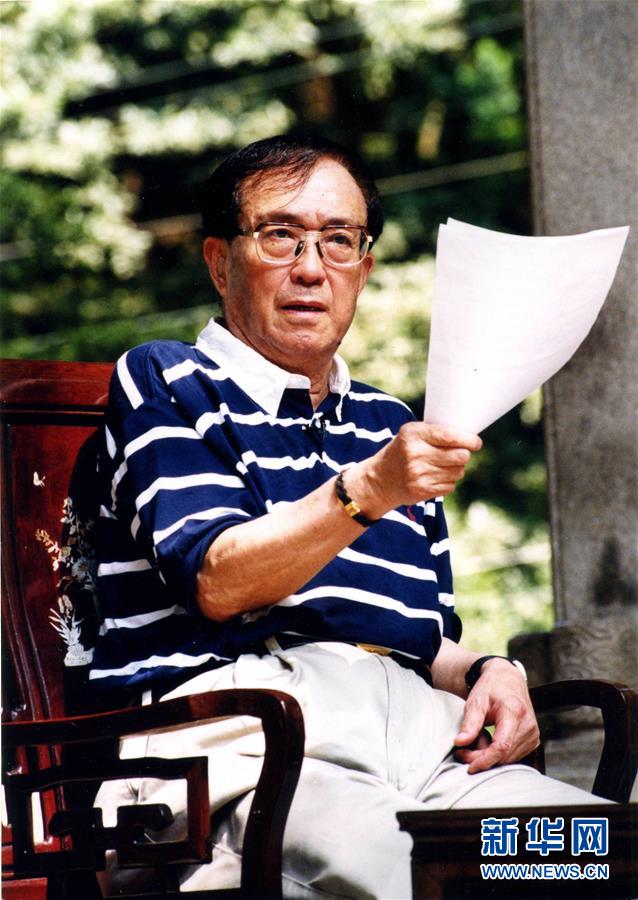 (改革先鋒風(fēng)采·圖文互動(dòng))(1)謝晉:用一幀幀電影膠片喚來(lái)“破冰”的春天