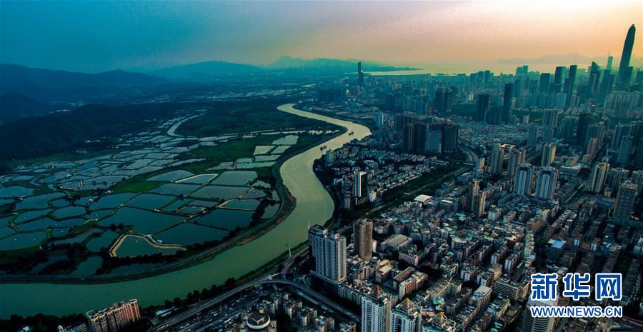 (新華全媒頭條·圖文互動)(4)風正一帆懸——以習近平同志為核心的黨中央治國理政一年間