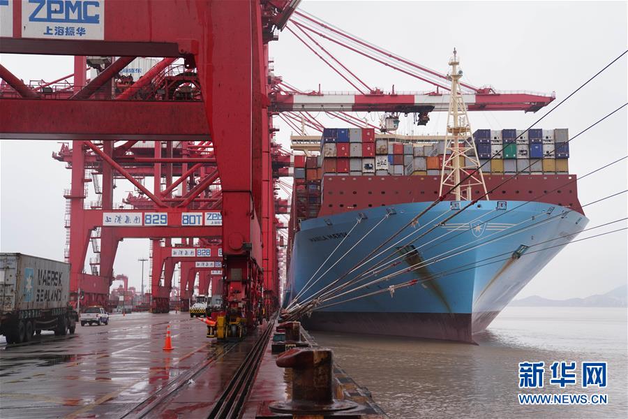 （在習(xí)近平新時代中國特色社會主義思想指引下&middot;將改革開放進(jìn)行到底&middot;大國之約）（新華全媒頭條&middot;圖文互動）（1）潮起東方浪涌時&mdash;&mdash;來自對外開放前沿的時代強(qiáng)音