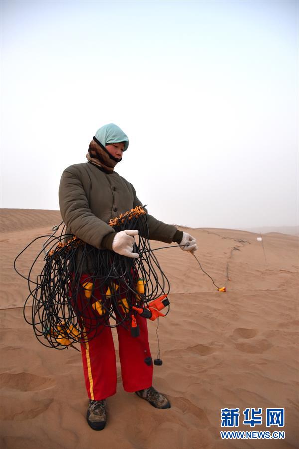 (新春走基層·圖文互動)(2)走進塔克拉瑪干:探訪沙漠物探人