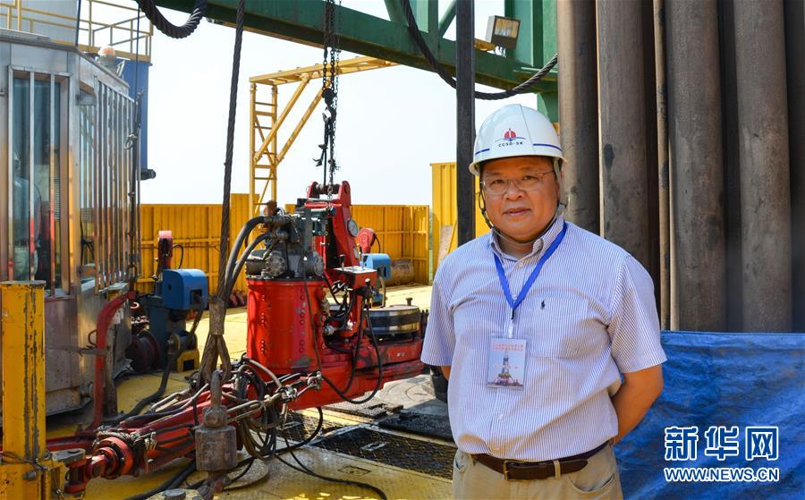 （新華全媒頭條·愛(ài)國(guó)情 奮斗者·圖文互動(dòng)）（6）致敬，為祖國(guó)獻(xiàn)身的英雄！