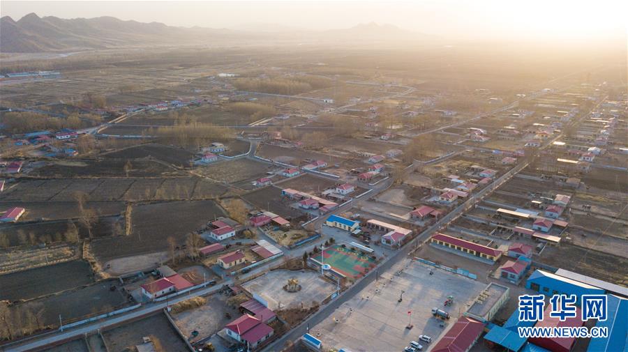 （壯麗70年&middot;奮斗新時代&middot;圖文互動）（4）情同一家，守望相助，共奔小康&mdash;&mdash;內蒙古興安盟巴彥敖包嘎查民族團結見聞