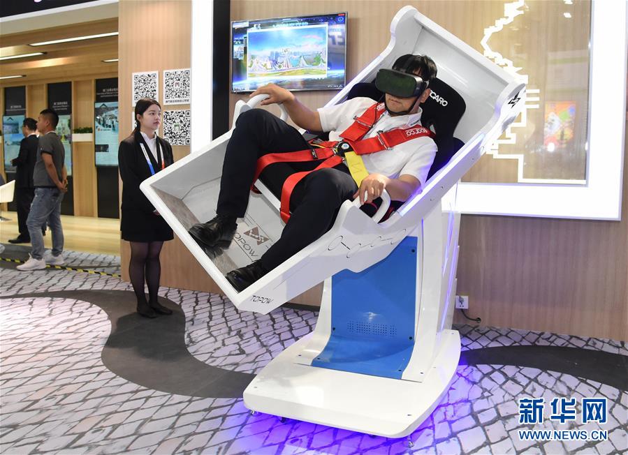 （在習(xí)近平新時代中國特色社會主義思想指引下&mdash;&mdash;新時代新作為新篇章&middot;圖文互動）（1）與中國服務(wù)貿(mào)易共成長&mdash;&mdash;&ldquo;多會合一&rdquo;京交會開啟中國服貿(mào)&ldquo;新大門&rdquo;