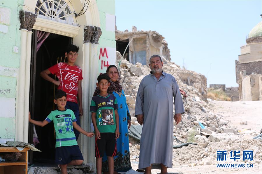 （國際&middot;圖文互動(dòng)）（7）通訊：中企員工愛心捐款助摩蘇爾老城民眾重燃生活希望