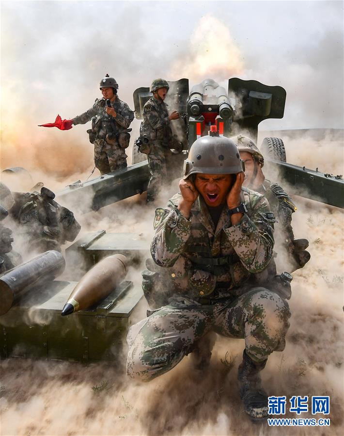 （新華全媒頭條·圖文互動）（9）沿著中國特色強軍之路闊步前進——黨中央、中央軍委領導推進國防和軍隊建設70年紀實