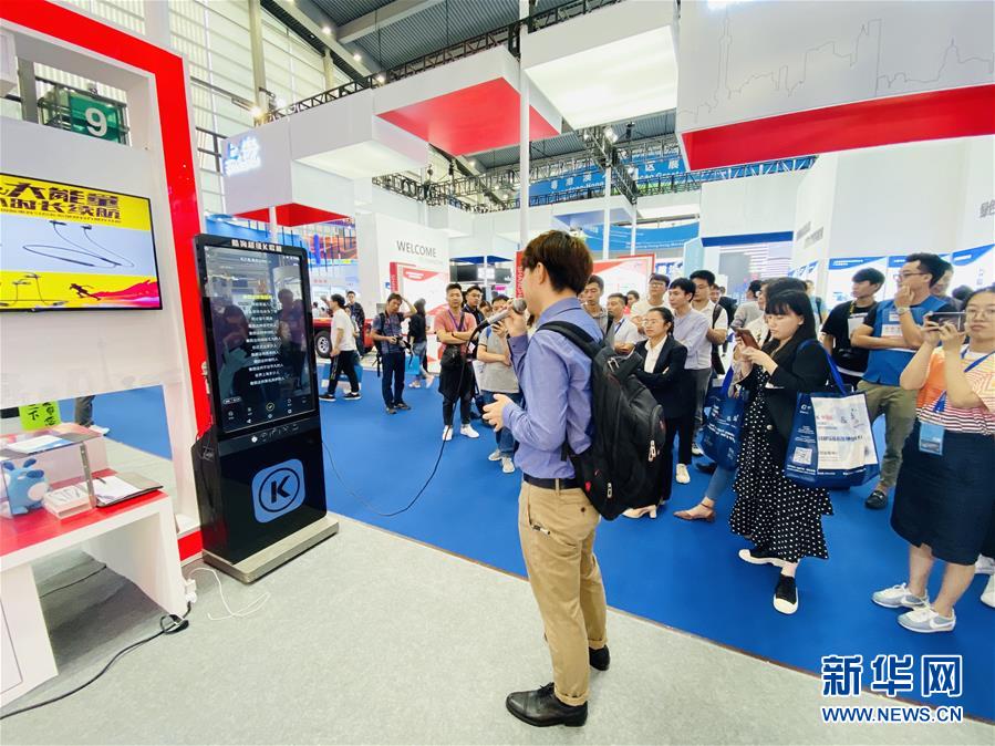 （新華全媒頭條&middot;圖文互動）（2）觸摸跳動的創(chuàng)新脈搏&mdash;&mdash;從高交會看經(jīng)濟發(fā)展新動能