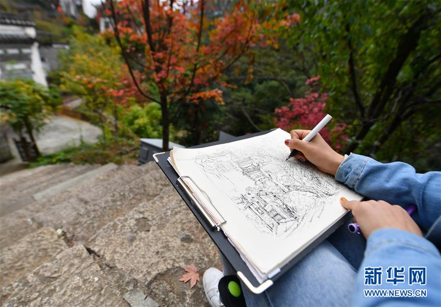 （圖文互動）（4）鄉村攝影師、鄉村&ldquo;模特&rdquo;、民宿店主&mdash;&mdash;鄉村旅游推動婺源農民生活方式發生新變化