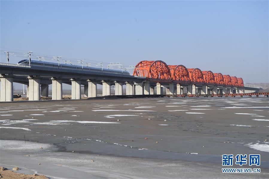 （新華全媒頭條&middot;圖文互動(dòng)）（10）百年跨越，逐夢(mèng)京張&mdash;&mdash;寫(xiě)在京張高鐵開(kāi)通暨中國(guó)高鐵突破3.5萬(wàn)公里之際