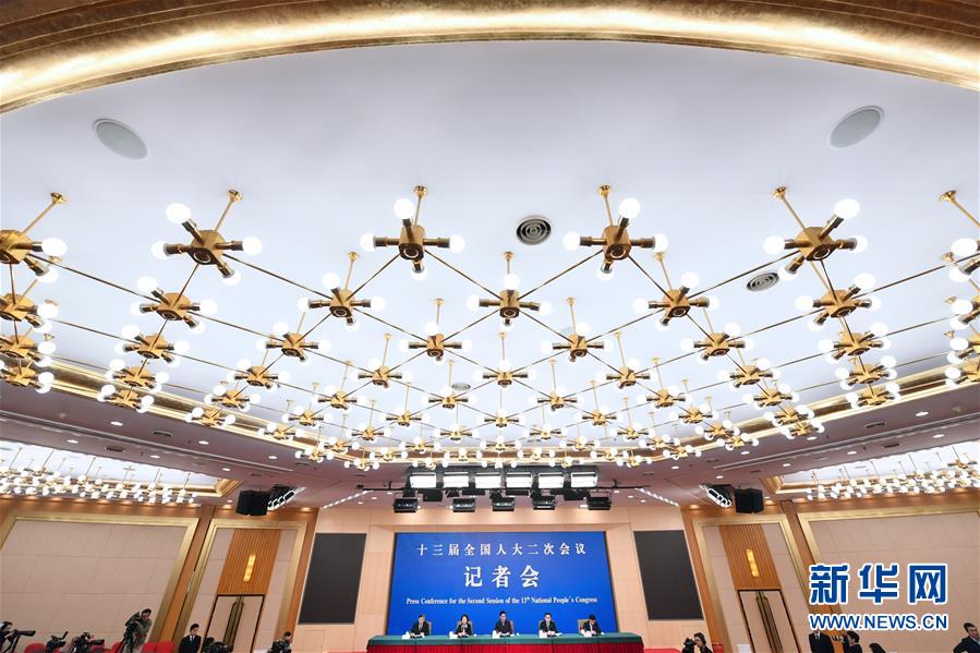 （兩會&middot;XHDW）（9）最高人民法院審判委員會副部級專職委員劉貴祥等就&ldquo;攻堅&lsquo;基本解決執行難&rsquo;&rdquo;答記者問