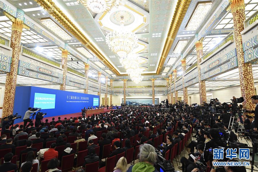 （兩會&middot;XHDW）（20）李克強總理會見中外記者