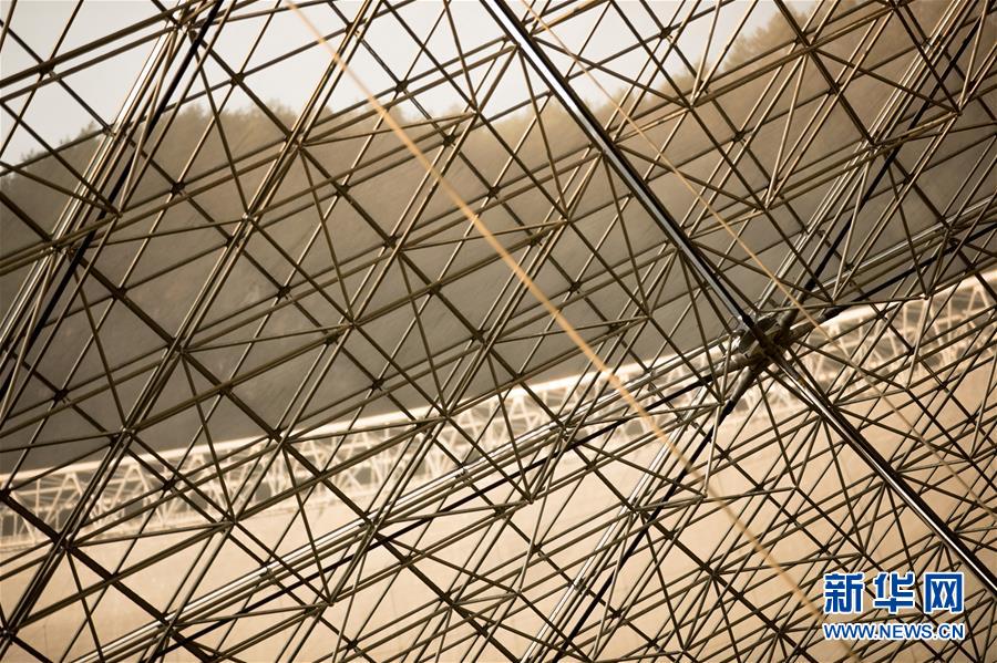 （新華全媒頭條&middot;圖文互動(dòng)）（11）星辰大海，才是它的征途&mdash;&mdash;&ldquo;中國(guó)天眼&rdquo;通過國(guó)家驗(yàn)收正式開放運(yùn)行