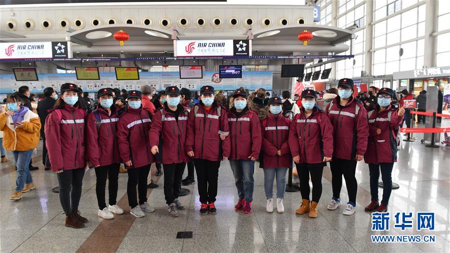 （新華全媒頭條&middot;圖文互動）（5）黨旗，高高飄揚在防控疫情斗爭第一線&mdash;&mdash;各級黨組織和廣大黨員干部投身疫情防控阻擊戰(zhàn)紀實