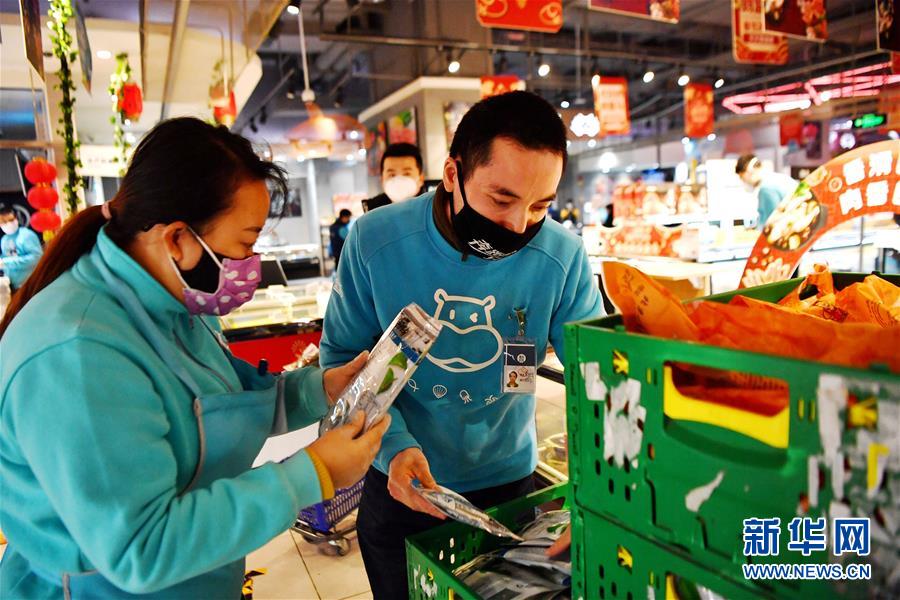 （聚焦疫情防控&middot;圖文互動）（1）小曹&ldquo;上崗&rdquo;記&mdash;&mdash;疫情下的&ldquo;共享員工&rdquo;