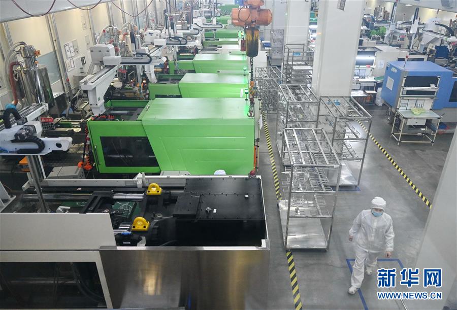 (來自經(jīng)濟(jì)前沿的故事·企業(yè)復(fù)工復(fù)產(chǎn)·圖文互動)(1)“危機(jī)中發(fā)現(xiàn)新商機(jī)”——中國科技制造企業(yè)復(fù)工復(fù)產(chǎn)觀察