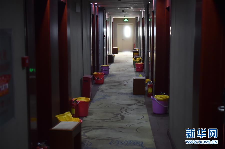 （聚焦疫情防控&middot;圖文互動）（10）&ldquo;感恩每一位&lsquo;不曾謀面&rsquo;的醫(yī)護人員&rdquo;&mdash;&mdash;探訪返京人員醫(yī)學集中隔離觀察點