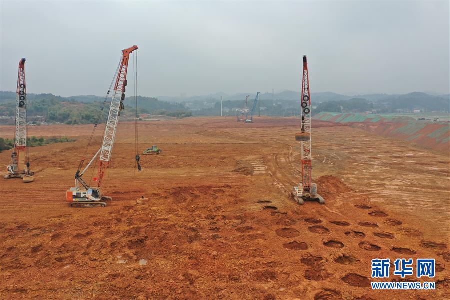 （圖文互動）（3）&ldquo;克服困難大步朝前走&rdquo;&mdash;&mdash;長沙市重大項目復工見聞