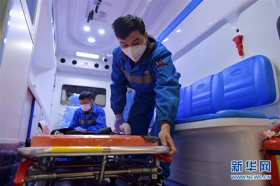 （在習近平新時代中國特色社會主義思想指引下&mdash;&mdash;新時代新作為新篇章&middot;習近平總書記關切事&middot;圖文互動）（8）不放松！&mdash;&mdash;各地努力抓緊抓實抓細疫情防控