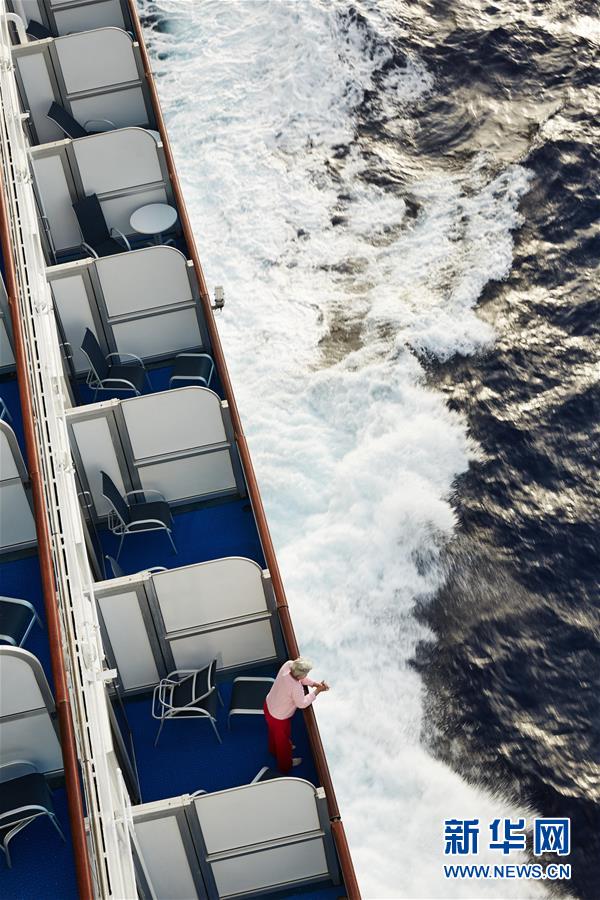 (國(guó)際·圖文互動(dòng))(3)發(fā)生新冠疫情的“至尊公主”號(hào)郵輪將停靠舊金山灣區(qū)