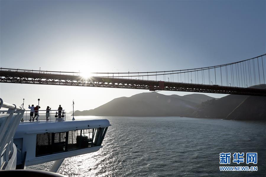 (國(guó)際·圖文互動(dòng))(1)發(fā)生新冠疫情的“至尊公主”號(hào)郵輪將停靠舊金山灣區(qū)