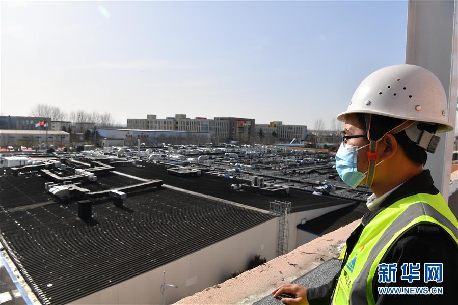 （一線抗疫群英譜&middot;圖文互動）（3）和時(shí)間搶生命&mdash;&mdash;記鄭州岐伯山醫(yī)院&ldquo;90后&rdquo;參建者梁少智