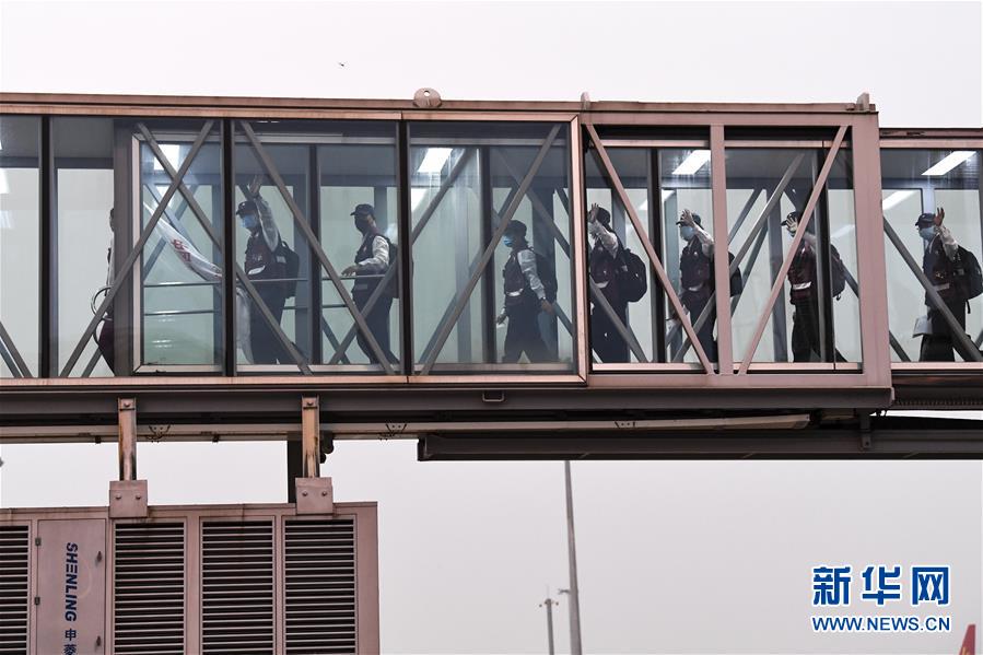 （聚焦疫情防控）（2）中國向柬埔寨派遣抗疫醫療專家組