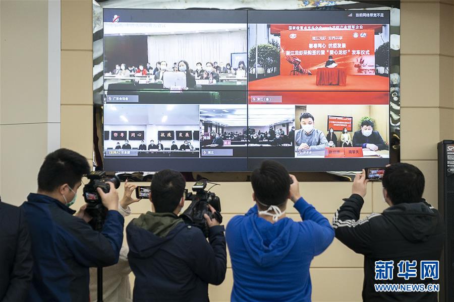 （聚焦疫情防控&middot;圖文互動）（3）鄂粵&ldquo;拼單&rdquo;助湖北農產品出村進城跨省