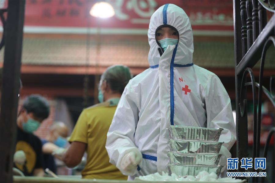 (國(guó)際疫情 ·圖文互動(dòng))(6)通訊:加德滿(mǎn)都中國(guó)人奉獻(xiàn)的“愛(ài)心便當(dāng)”