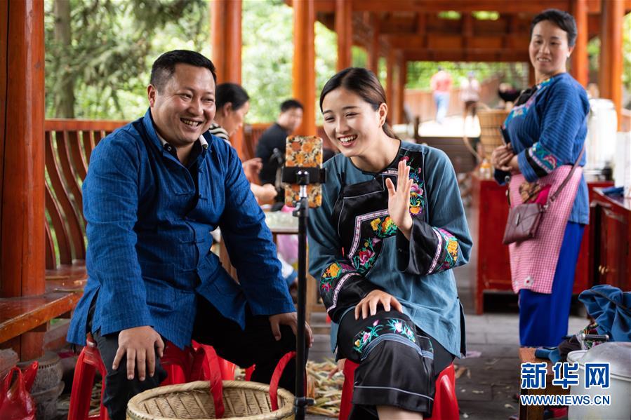 （新華全媒頭條&middot;圖文互動(dòng)）（1）砥礪復(fù)興之志 永葆赤子之心&mdash;&mdash;寫(xiě)在中國(guó)共產(chǎn)黨成立99周年之際