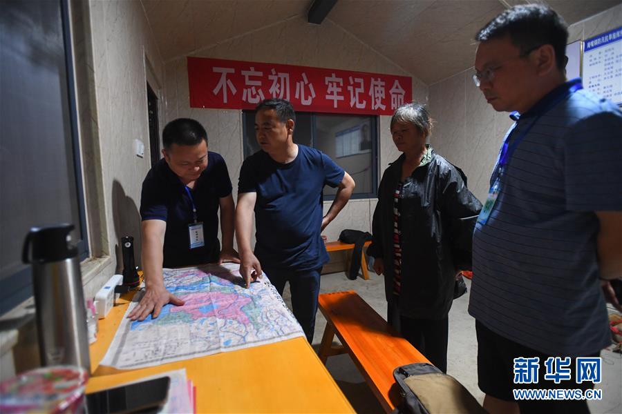 （防汛抗洪&middot;圖文互動）（4）八百里洞庭戰&ldquo;懸湖&rdquo;