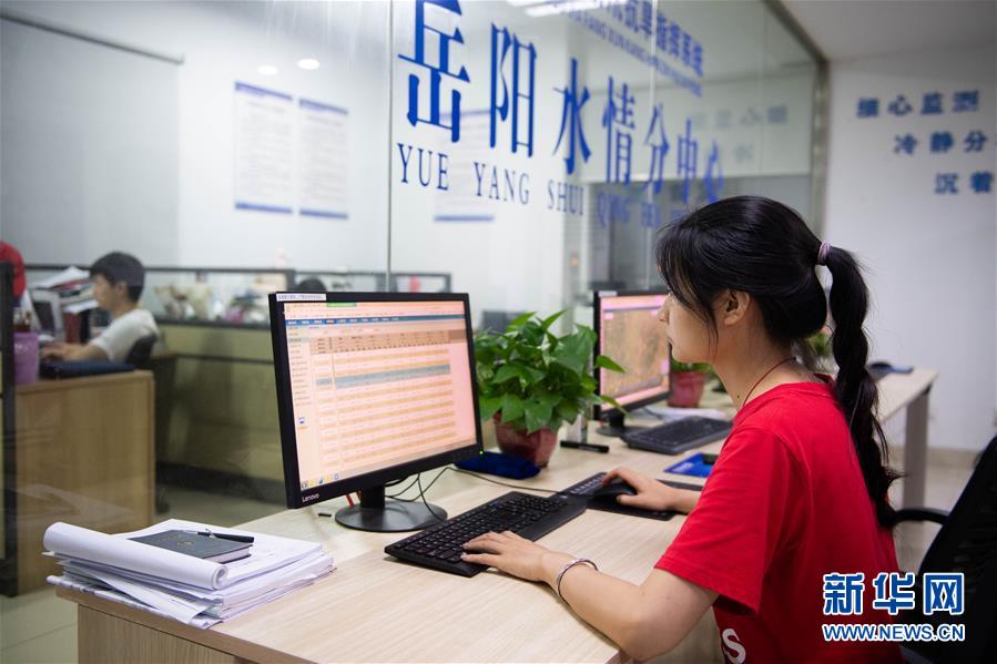 （防汛抗洪&middot;圖文互動(dòng)）（6）在大堤上成長(zhǎng)，為人民守護(hù)&mdash;&mdash;洪水中的青年&ldquo;生力軍&rdquo;