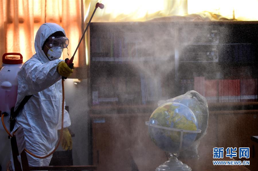 （國際&middot;圖文互動）（12）特稿：穿越寒暑 無問西東&mdash;&mdash;寫在新冠疫情構成&ldquo;國際關注的突發公共衛生事件&rdquo;半年之際