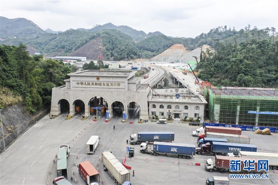 （新華全媒頭條·圖文互動(dòng)）（7）暢通雙循環(huán) 共享大市場——從東博會看中國新發(fā)展格局