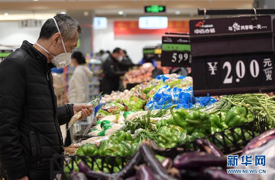 （在習近平新時代中國特色社會主義思想指引下&mdash;&mdash;新時代新作為新篇章&middot;習近平總書記關切事&middot;圖文互動）（6）&ldquo;菜籃子&rdquo;里的力量&mdash;&mdash;全國各地努力做好保障和改善民生工作在行動