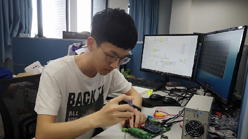 &ldquo;振動＋AI&rdquo;書寫物聯網時代新篇章