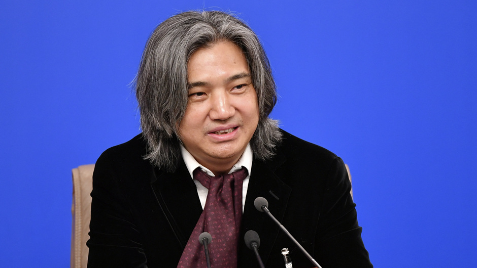 全國政協常委、文化文史和學習委員會委員，中國美術館館長，中國美術家協會副主席 吳為山