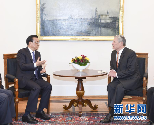 10月10日，國務(wù)院總理李克強(qiáng)在柏林會見德國總統(tǒng)高克。 新華社記者李學(xué)仁 攝