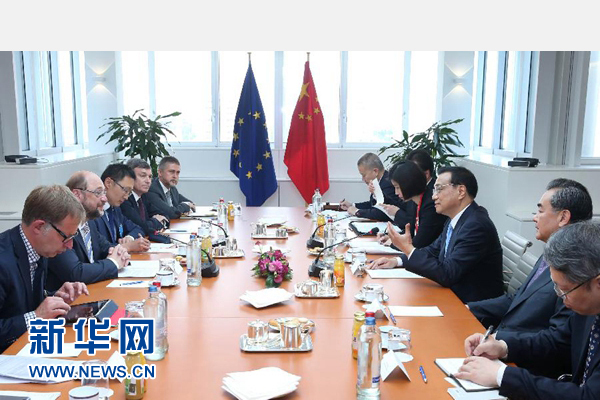 當(dāng)?shù)貢r(shí)間6月29日上午，國務(wù)院總理李克強(qiáng)在布魯塞爾會見歐洲議會議長舒爾茨。 新華社記者 龐興雷 攝