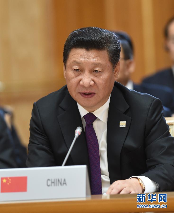 7月9日，金磚國家領(lǐng)導(dǎo)人第七次會晤在俄羅斯烏法舉行。中國國家主席習(xí)近平、俄羅斯總統(tǒng)普京、巴西總統(tǒng)羅塞夫、印度總理莫迪、南非總統(tǒng)祖馬出席。這是習(xí)近平發(fā)表題為《共建伙伴關(guān)系　共創(chuàng)美好未來》的主旨講話。新華社記者 饒愛民 攝 