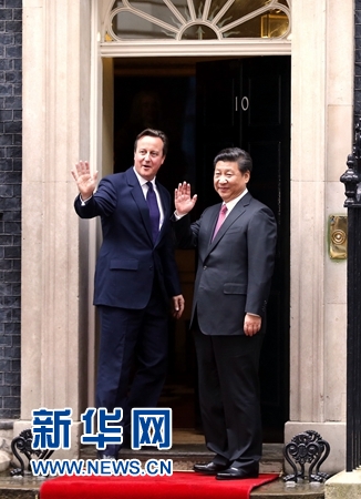10月21日，國家主席習近平在倫敦唐寧街首相府同英國首相卡梅倫舉行會談。 新華社記者 鞠鵬 攝 