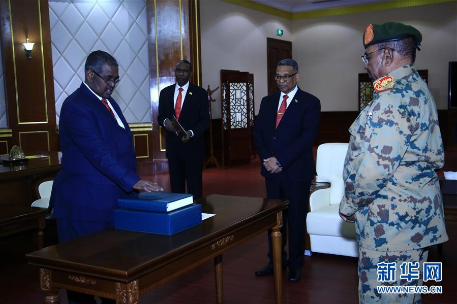 （國際）（1）蘇丹新總理和第一副總統宣誓就職