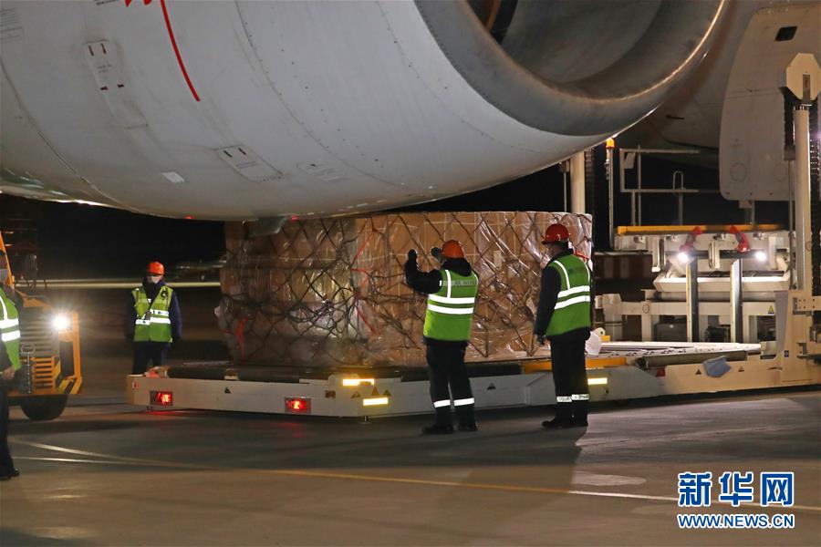 (國(guó)際疫情)(4)又一批中國(guó)捐贈(zèng)抗疫物資運(yùn)抵白俄羅斯