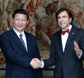 習(xí)近平同比利時(shí)首相迪呂波舉行會談